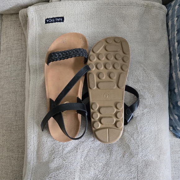 Womens Sandals Size 9 - Picture 3 of 3